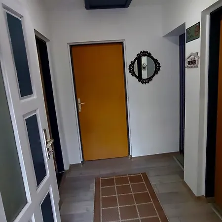 Orhan Apartment